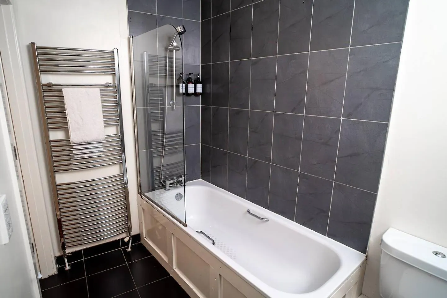 Central Apartment In Belfast City Centre 0*,