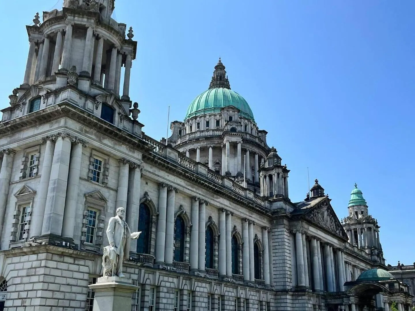 Central Apartment In Belfast City Centre